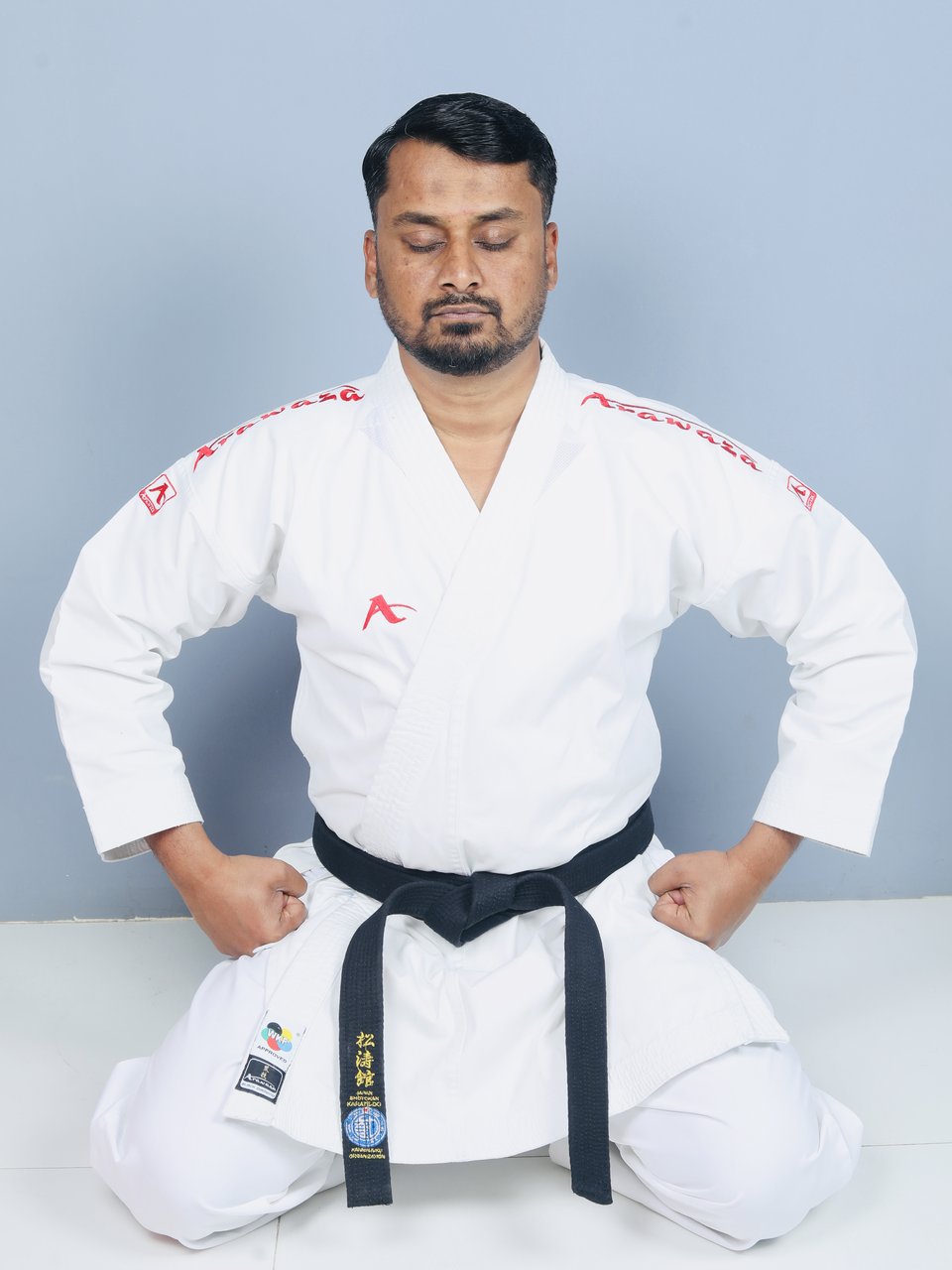 Coach Musthafa in meditation, Al Teneen Al Ahmar Karate